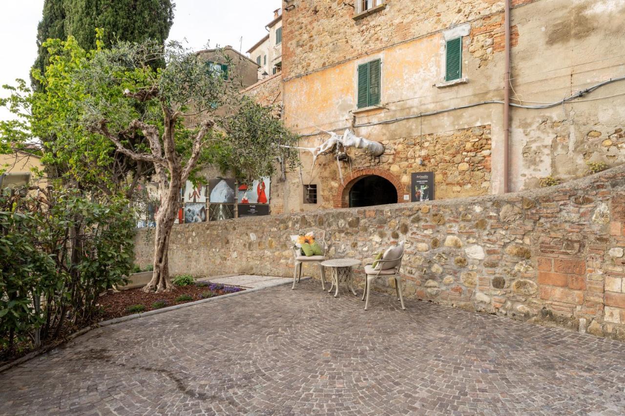 Lajatico Rentals - Casa Di Alice Nel Borgo المظهر الخارجي الصورة