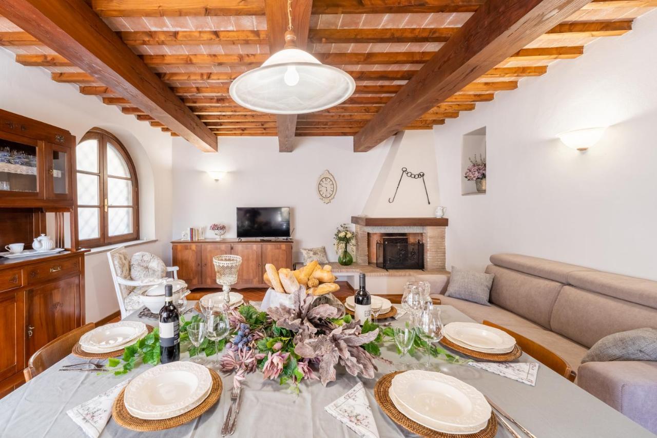 Lajatico Rentals - Casa Di Alice Nel Borgo المظهر الخارجي الصورة